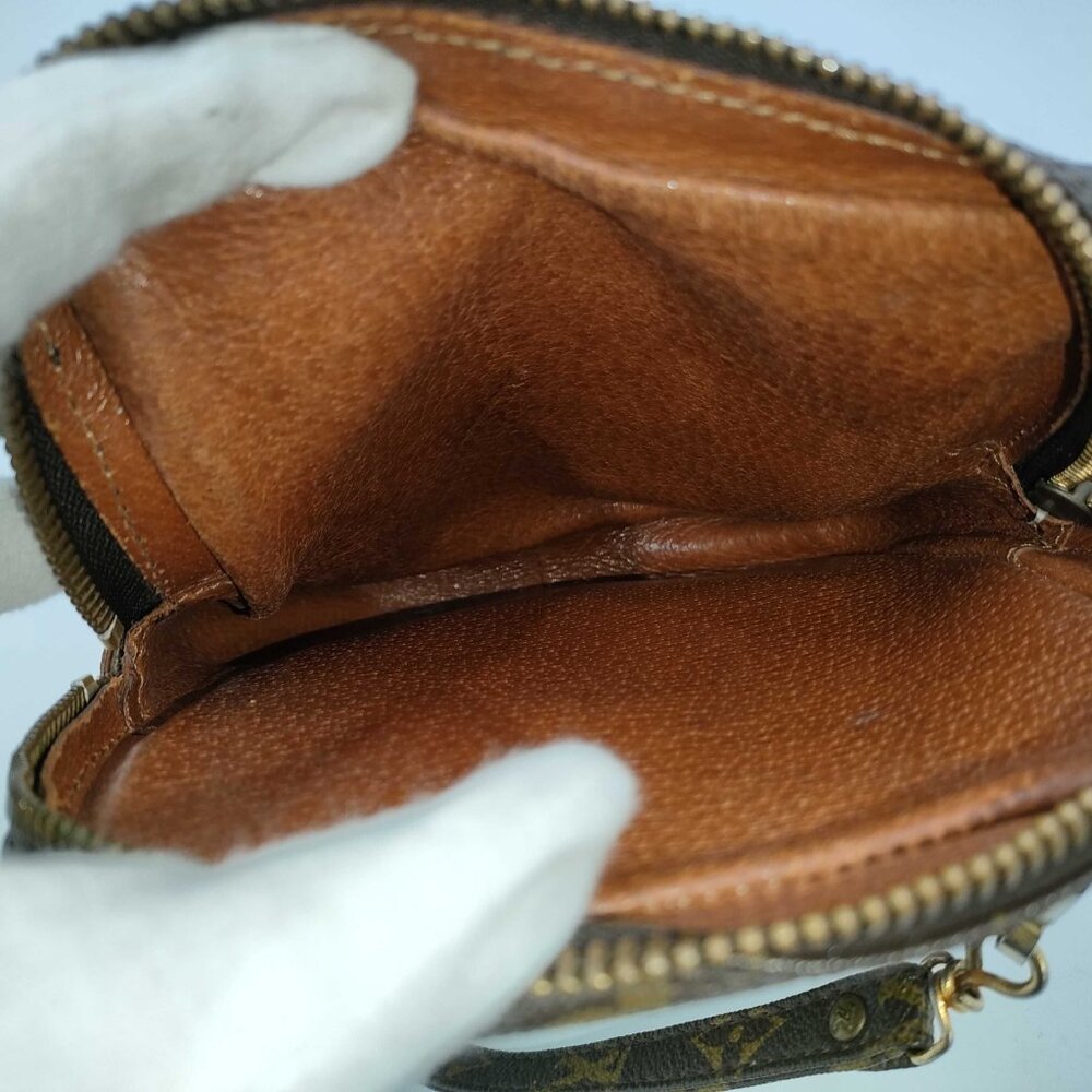 LV #R Vintage Classic Monogram Danube Small Crossbody Bag - Picture 10 of 10